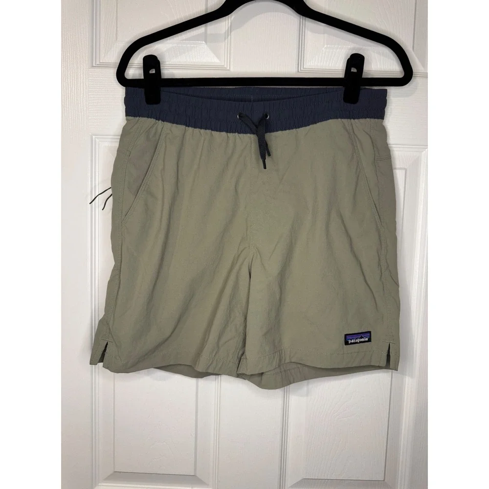 Patagonia Mens Nine Trails Shorts Sage Green Navy Blue Hiking Running Size M